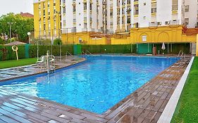 Luxury Apartment In Seville With Pool
